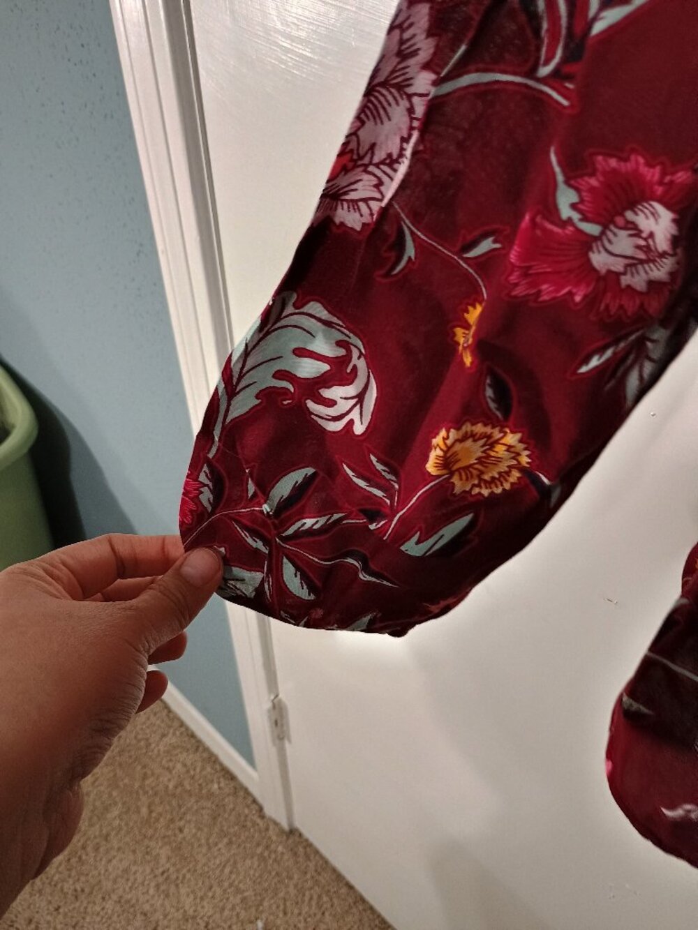 Old Navy XL Tall Burgundy Floral Faux Wrap Blouse Long Sleeve Rayon Boho Peasant - Picture 6 of 7